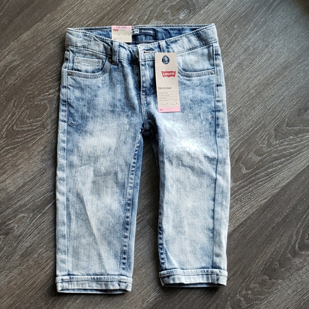 Capri pants